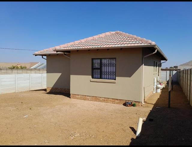 3 BEDROOM HOUSE FOR SALE IN AZAADVILLE